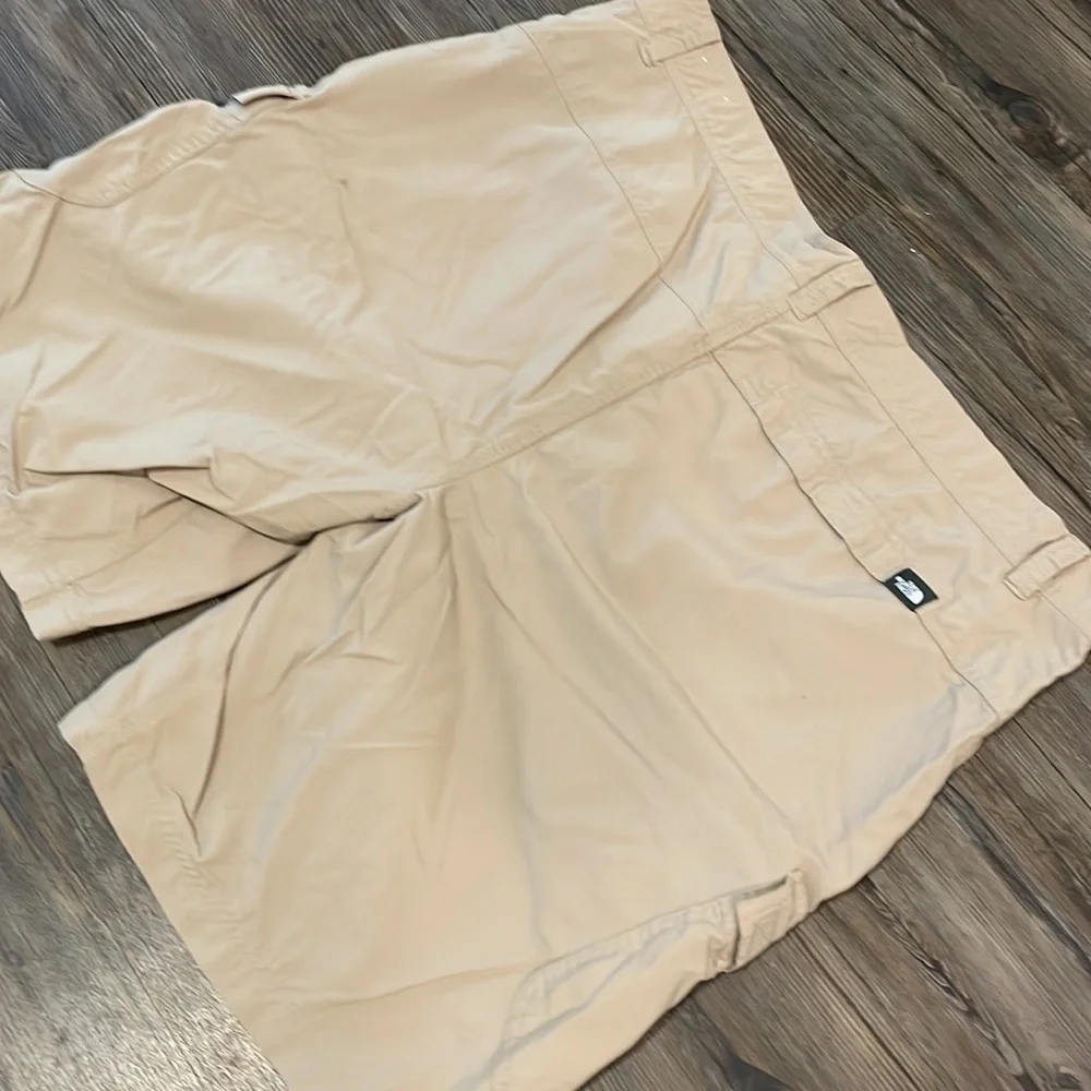 THE North Face Nylon Hiking Shorts Size 40